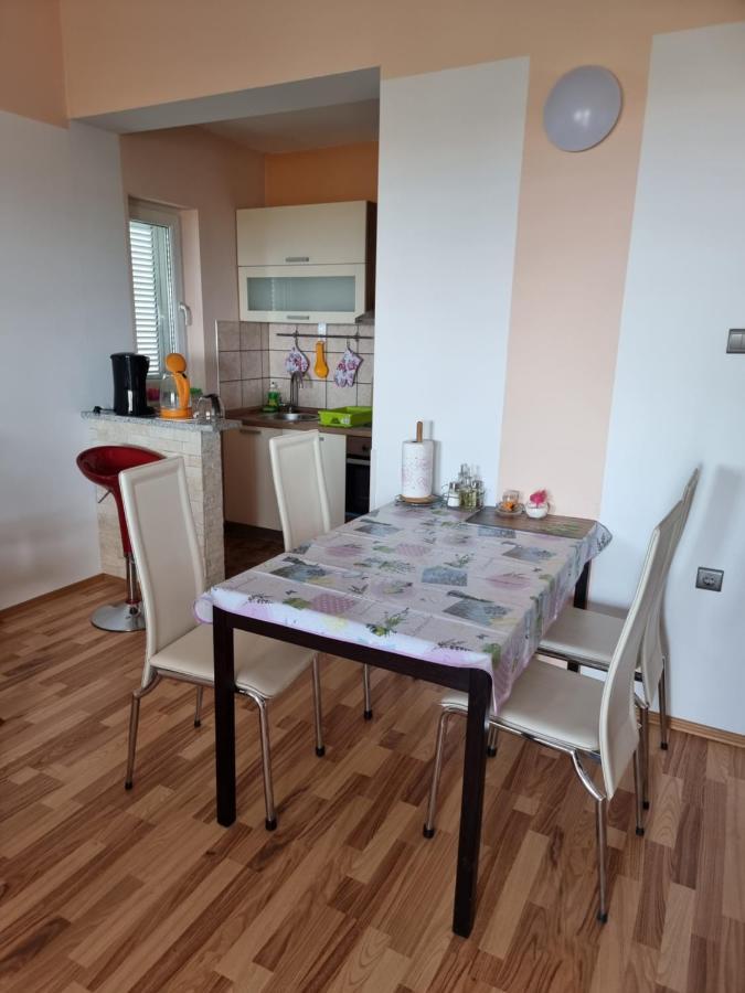 Katarina Apartment *
