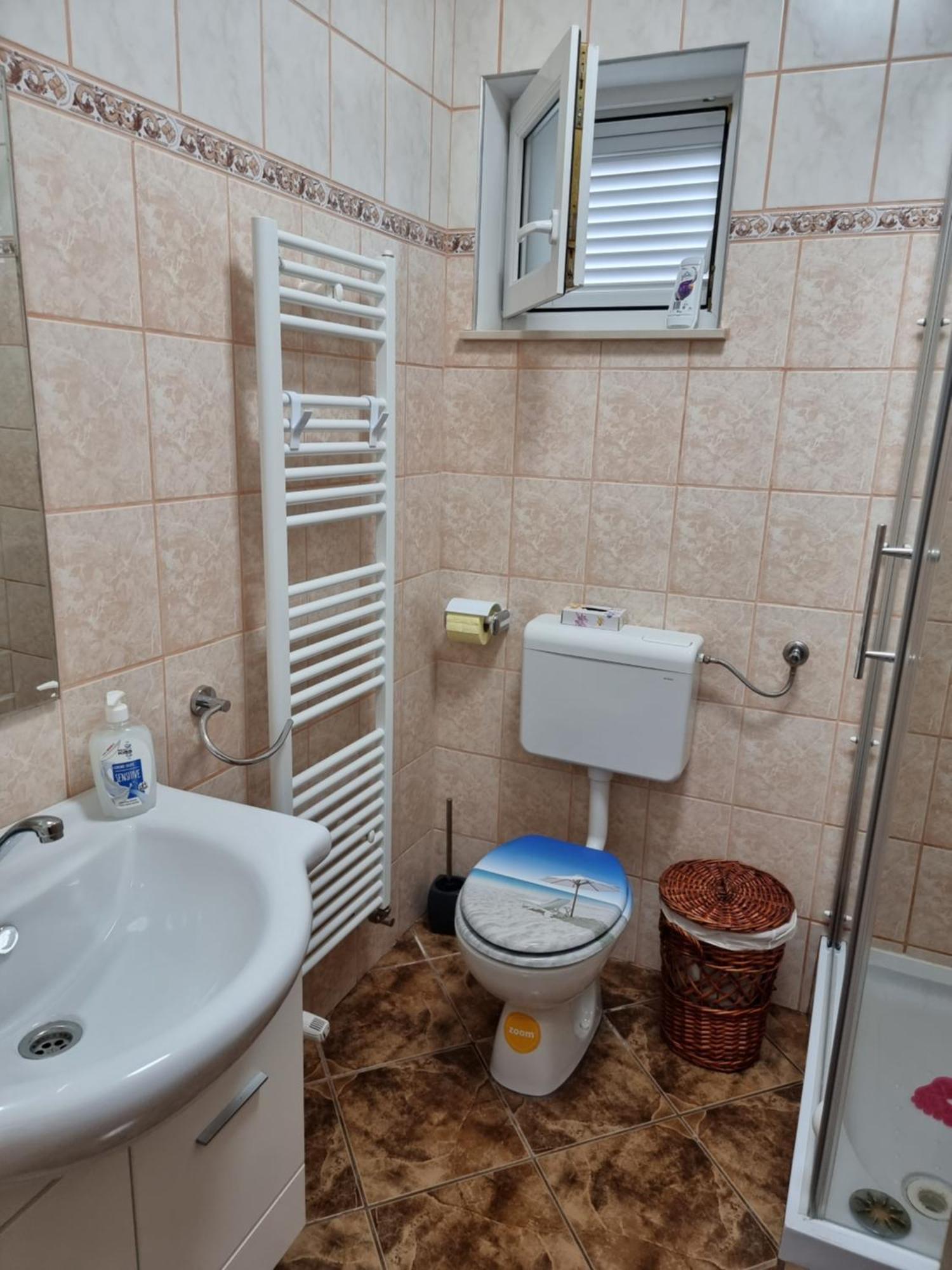 Apartment Katarina *